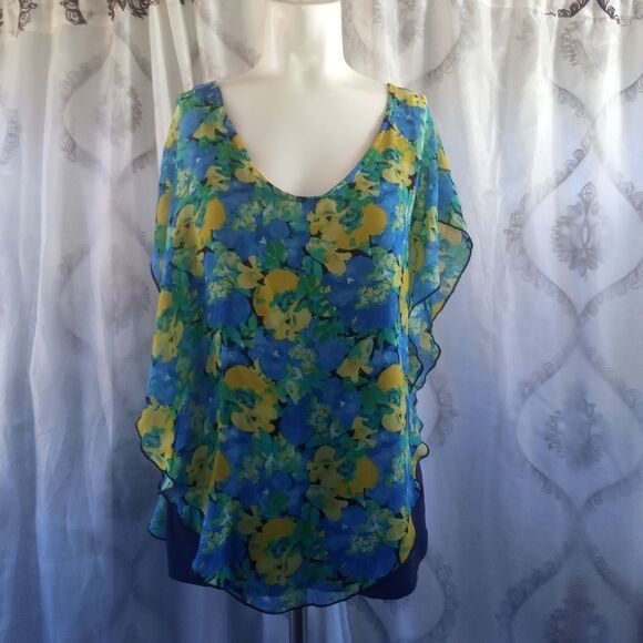 Profile Apparel blouse size large ( Box IO ) - Picture 1 of 5